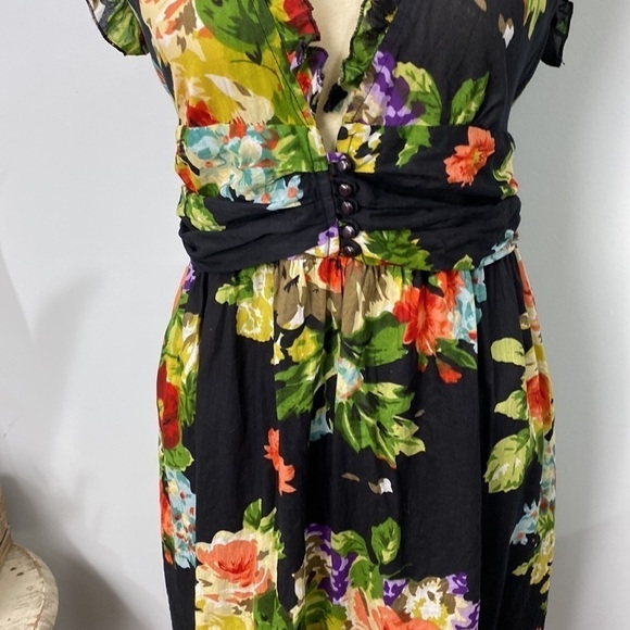 Magic floral dress size medium - Picture 3 of 12